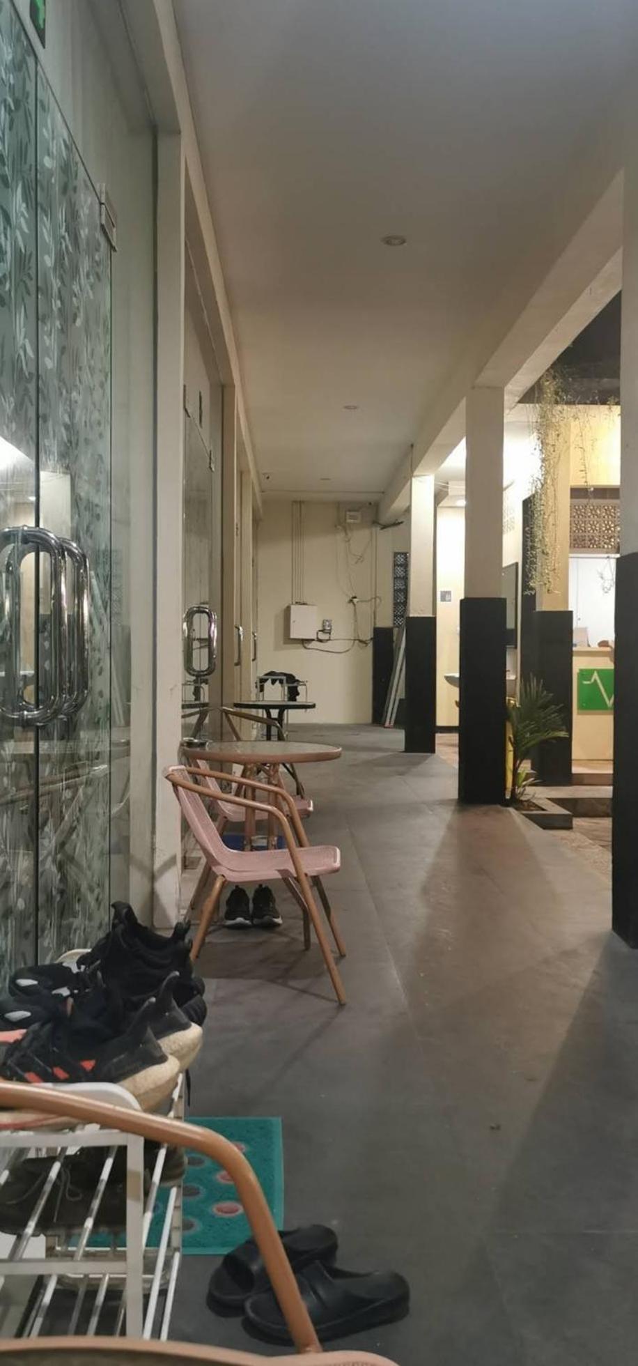 V Canggu Dormitory Екстериор снимка